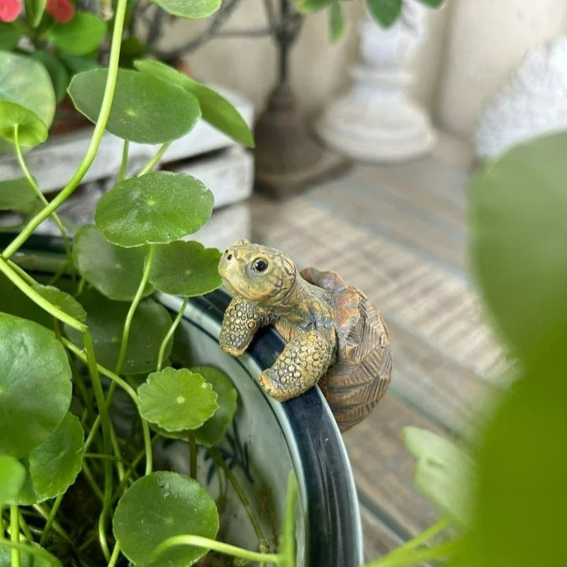 Fishing Turtle Hanging Turtle Figurine