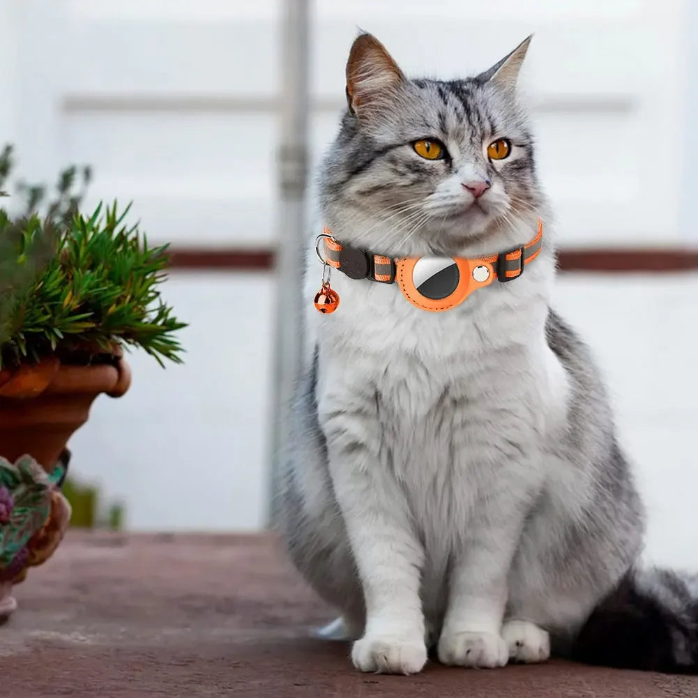 Reflective Cat Collar with Apple Air Tag Holder